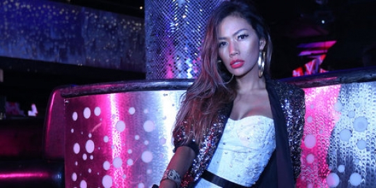 Shanty recycle \'Berharap Tak Berpisah\' dengan musik disco