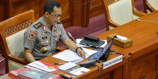 Amanah Badrodin untuk Tito Karnavian: Selesaikan operasi Santoso