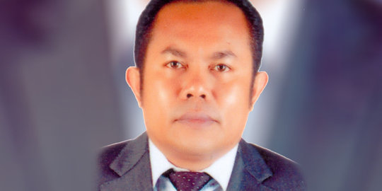 Pantang menyerah Honing Sanny melawan PDIP