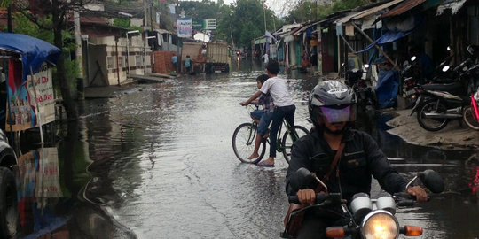Hujan deras, jalur Pantura kembali tergenang air