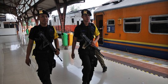 Tahun 2016, pemudik dengan kereta api naik 5 persen