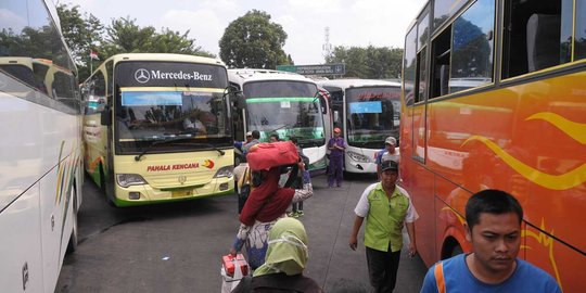 Pura-pura jadi petugas, dua copet diringkus di Terminal Pulogadung