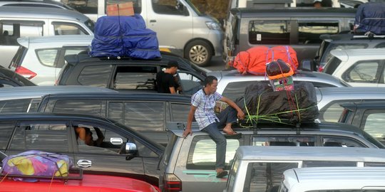 Mudik & libur panjang, alasan Korlantas jalur Brebes macet total