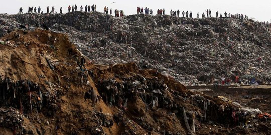 470 Pasukan kuning disiagakan bersihkan sampah saat Lebaran di Solo