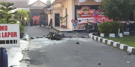 Bomber di Mapolresta Solo naik matik berpelat AD 6136 HM