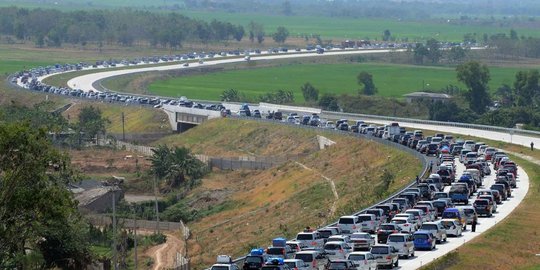 pemerintah lamban atasi kemacetan