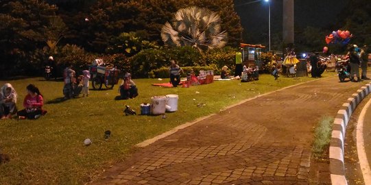 PKL duduki Tugu Tani, Kepala Satpol PP berdalih anak buah jaga Monas
