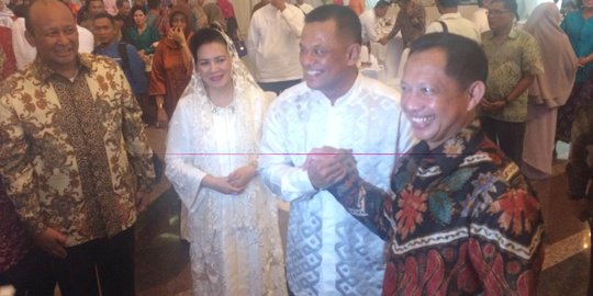 Hadiri open house Panglima TNI, Jenderal Tito ajak istri 
