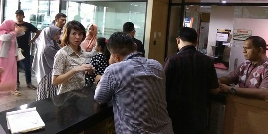 Opor ayam dan ketupat untuk tahanan KPK