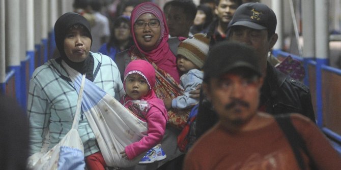 Hamil muda, Yanti alami kontraksi saat arus balik lebaran 