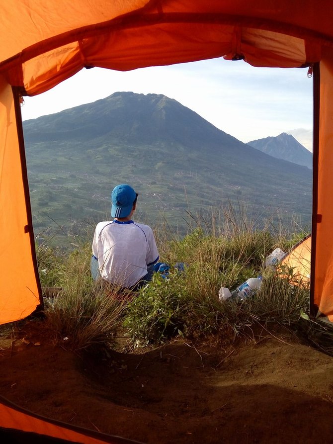 libur lebaran di gunung andong