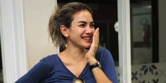 Jual Bikini, Nikita Mirzani Patok Harga Rp 500 Ribu Hingga Jutaan