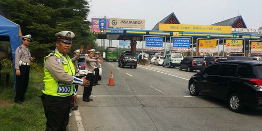Arus balik lebaran, lalu lintas Tol Tangerang ramai lancar