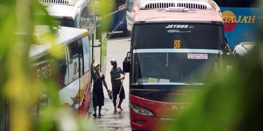 Arus balik, angka penumpang bus di Sumenep meningkat tajam