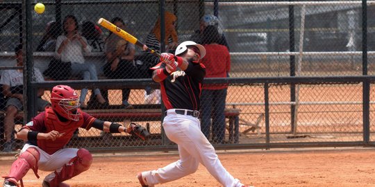 3 Teknik bertahan yang bisa kamu gunakan dalam permainan softball