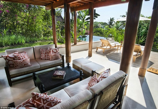 resort di nihiwatu sumba digelari hotel terbaik di dunia