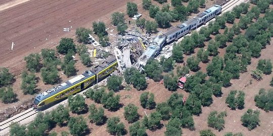 Tabrakan kereta di Italia, 20 orang tewas