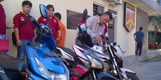 Satu keluarga ini punya keahlian mencuri motor hanya dalam semenit