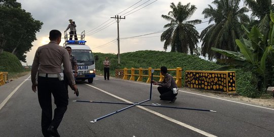 2 Bus yang tabrakan di jalan lintas Sumatera tak layak jalan