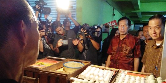 Meski surplus, neraca perdagangan RI tetap waspadai gejolak ekonomi