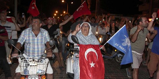 Puluhan WNI terjebak di bandara Turki selepas kudeta