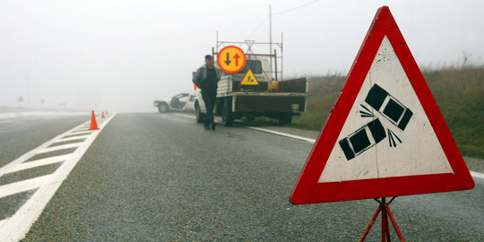 Truk tabrak Carry di Rancaekek, dua penumpang tewas