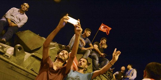 Erdogan desak AS tangkap ulama diduga dalang kudeta Turki