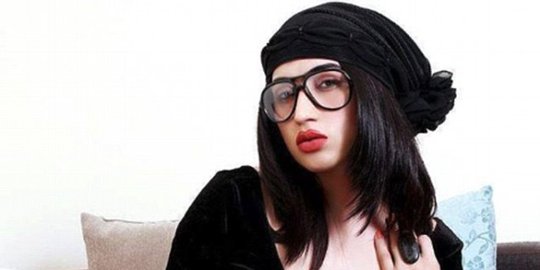 Sering pajang foto seksi, gadis ini dicekik kakaknya hingga tewas