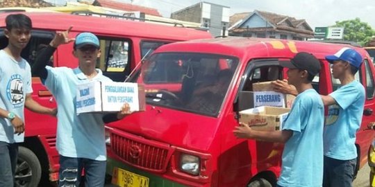 Perserang terancam bangkrut, suporter galang dana di jalanan