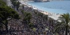 Aksi simpatik ribuan warga untuk korban serangan truk di Nice