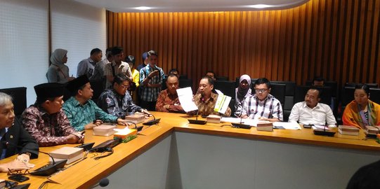 Puluhan orangtua korban vaksin palsu ngadu ke DPR