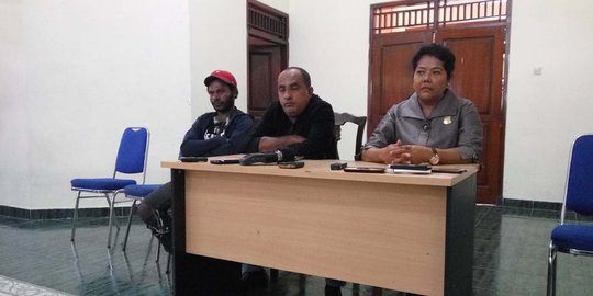 Wakil Ketua DPR Papua kecam ormas ikut mengepung asrama Papua