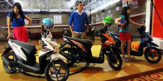 KPPU endus praktik kartel motor matik oleh Honda dan Yamaha