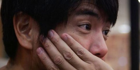 Pria ini dibayar cuma untuk mendengarkan curhatan orang