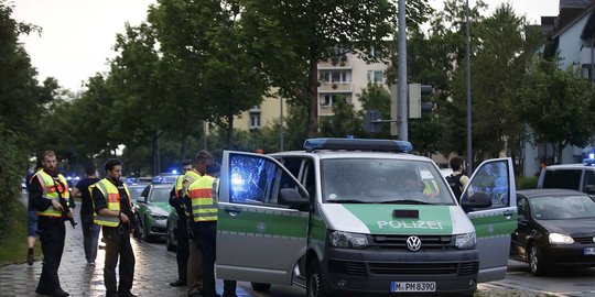 Pelaku penyerangan di Munich berjumlah 3 orang