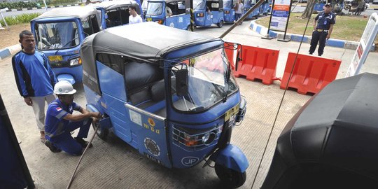 Pakai BBG, pengemudi bajaj gas bawa pulang Rp 300.000 per hari