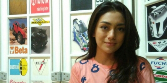 Celine Evangelista Kecewa Dijatuhkan Oleh Ibu Kandungnya Sendiri