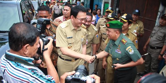 Ikut berbelasungkawa, Ahok janji bantu anak almarhum Zainudin