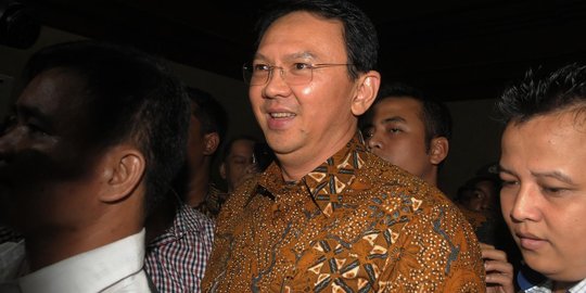 Dengar percakapan Sunny & Sanusi, Ahok cuma bilang 'Duh akrab benar'