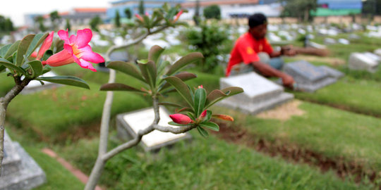 Modus mafia makam fiktif, pasang nisan bayi hingga palak ahli waris