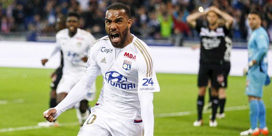Tawaran menggiurkan Arsenal untuk Lacazette ditolak Lyon