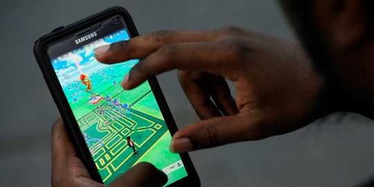 Pria 62 tahun terjebak di lumpur karena main Pokemon Go