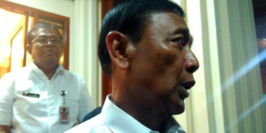 Wiranto diminta Luhut lanjutkan 18 program di Kemenko Polhukam