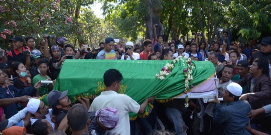 saudaranya hidup rukun rev2