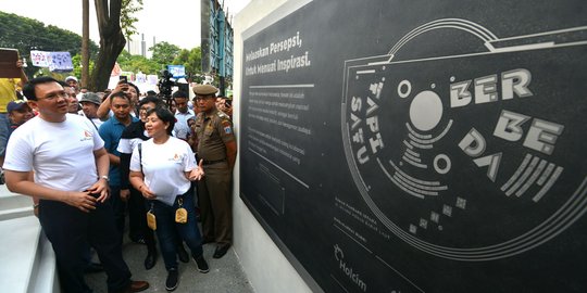 Ahok resmikan Taman Pandang Istana