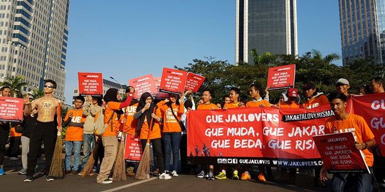 Jaklovers: Pak Ahok baik, tapi lebih baik jika Bu Risma melanjutkan