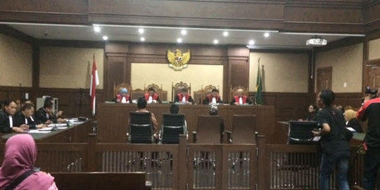 Wali Kota Semarang akui terima duit Rp 300 juta dari Damayanti