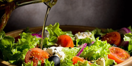 7 Cara untuk jadikan saladmu tak membosankan tapi tetap sehat