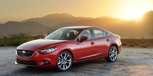 5 mobil yang terlihat kencang padahal tidak!