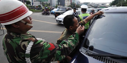 Terjaring razia, begini tanggapan GrabCar dan Go-Car